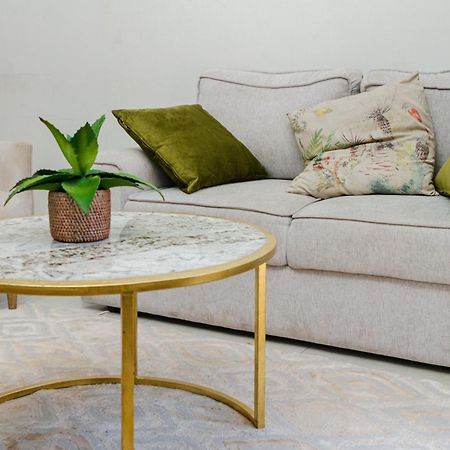 The Ultimate Lotus Apartment Manzini Luaran gambar